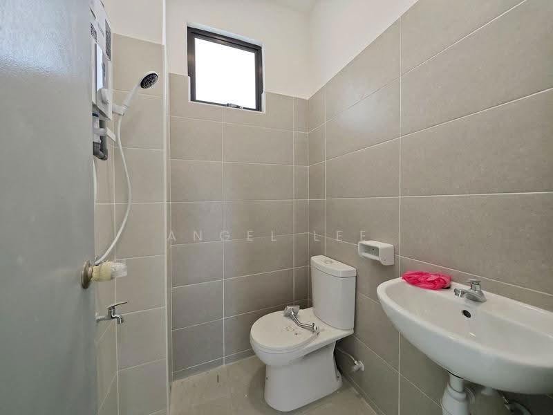 2-storey Terraced House for Rent in Bandar Dato Onn (Tebrau) - Angel Lee - Bathroom - PropertyGuru.com.my
