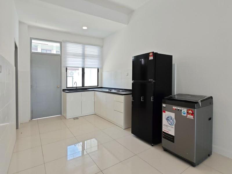 2-storey Terraced House for Rent in Bandar Dato Onn (Tebrau) - Angel Lee - Kitchen - PropertyGuru.com.my