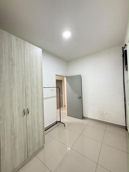 Kediaman Servis untuk Dijual di D'Tasek Residences (Tasek Impian) - Smith Goh - Bedroom - PropertyGuru.com.my