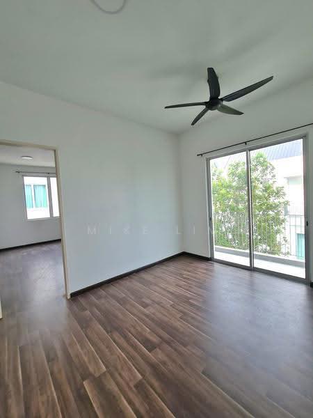 Rumah Teres 2-Tingkat untuk Disewa di Eco Forest (Semenyih) - Mike Lim - Living Room - PropertyGuru.com.my