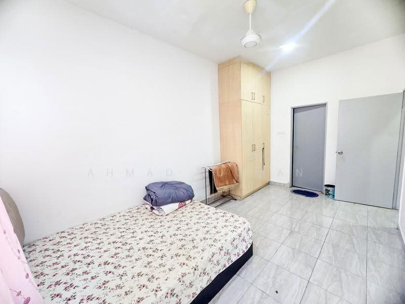 Apartment for Sale at Vesta View - Ahmad Luqman - Bedroom - PropertyGuru.com.my