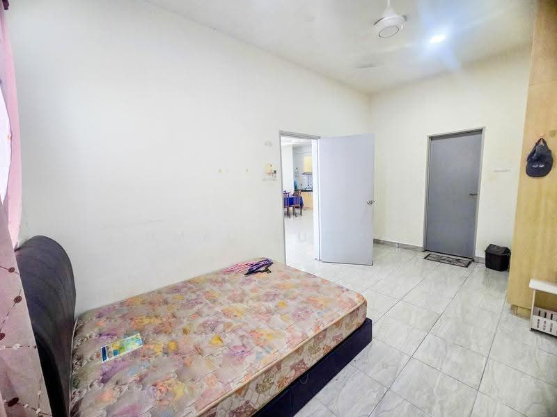 Apartment for Sale at Vesta View - Ahmad Luqman - Bedroom - PropertyGuru.com.my