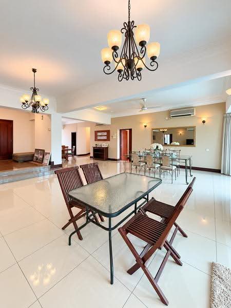 Kondominium untuk Disewa di Silverton Condominium - Andrew Chong - Dining Room - PropertyGuru.com.my
