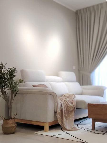 Service Residence for Rent at Sunway Belfield - Yi Lin - Living Room - PropertyGuru.com.my