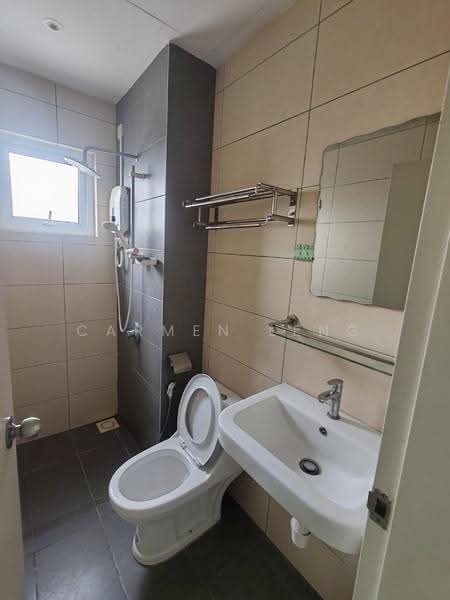 Condominium for Rent at The Holmes 1 - Carmen Leng - Bathroom - PropertyGuru.com.my
