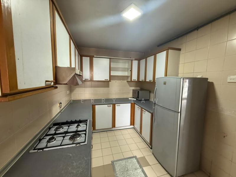 Condominium for Sale at Villa Puteri - Terry Law - Kitchen - PropertyGuru.com.my