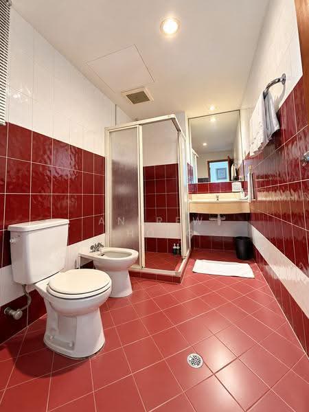 Kondominium untuk Disewa di Silverton Condominium - Andrew Chong - Bathroom - PropertyGuru.com.my