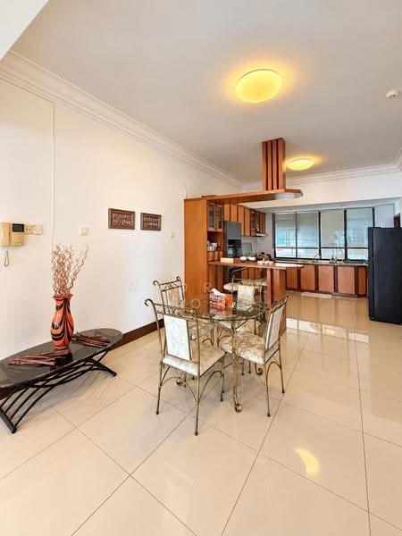 Kondominium untuk Disewa di Silverton Condominium - Andrew Chong - Dining Room - PropertyGuru.com.my