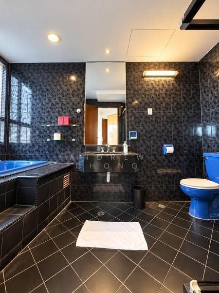 Kondominium untuk Disewa di Silverton Condominium - Andrew Chong - Bathroom - PropertyGuru.com.my