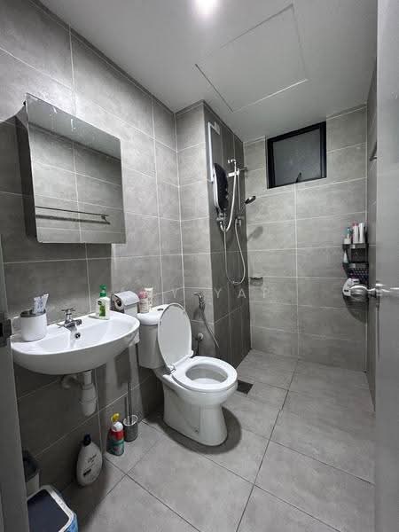 Kondominium untuk Dijual di Mizumi Residences - Amy Yap - Bathroom - PropertyGuru.com.my