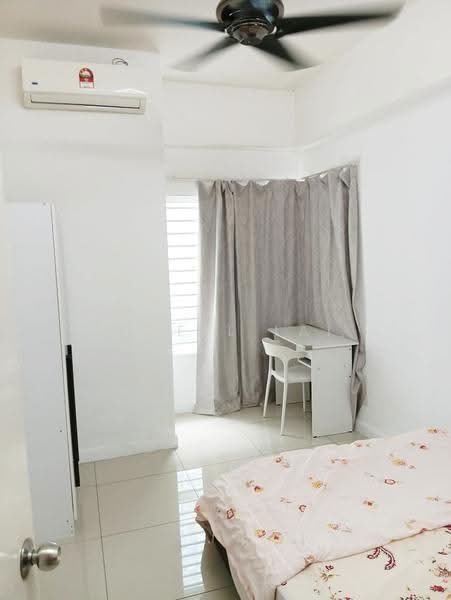 Kondominium untuk Disewa di Savanna Executive Suite @ Southville City - Eiffel Lai - Bedroom - PropertyGuru.com.my