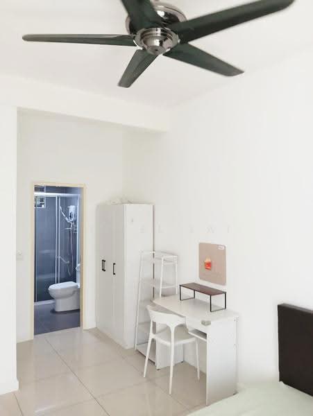 Kondominium untuk Disewa di Savanna Executive Suite @ Southville City - Eiffel Lai - Bathroom - PropertyGuru.com.my