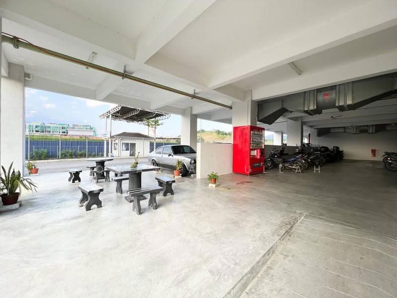 Apartment for Sale at The Residence 2 @ Tiara East - Luqman Abdullah - Car Park - PropertyGuru.com.my