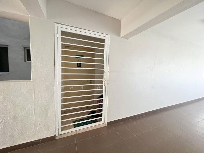 Apartment for Sale at The Residence 2 @ Tiara East - Luqman Abdullah - Entrance - PropertyGuru.com.my
