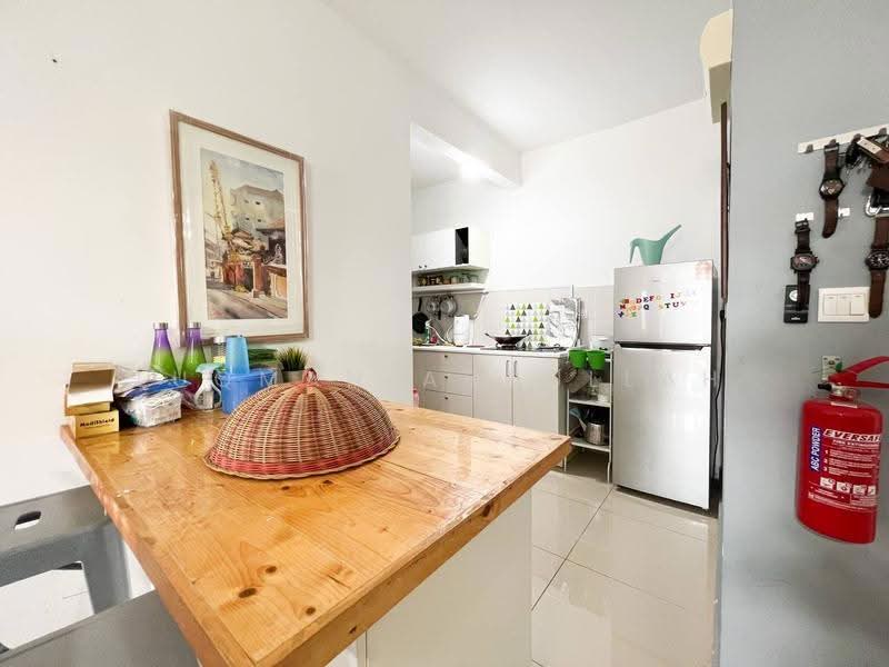 Condominium for Sale at Simfoni 1 - Luqman Abdullah - Kitchen - PropertyGuru.com.my