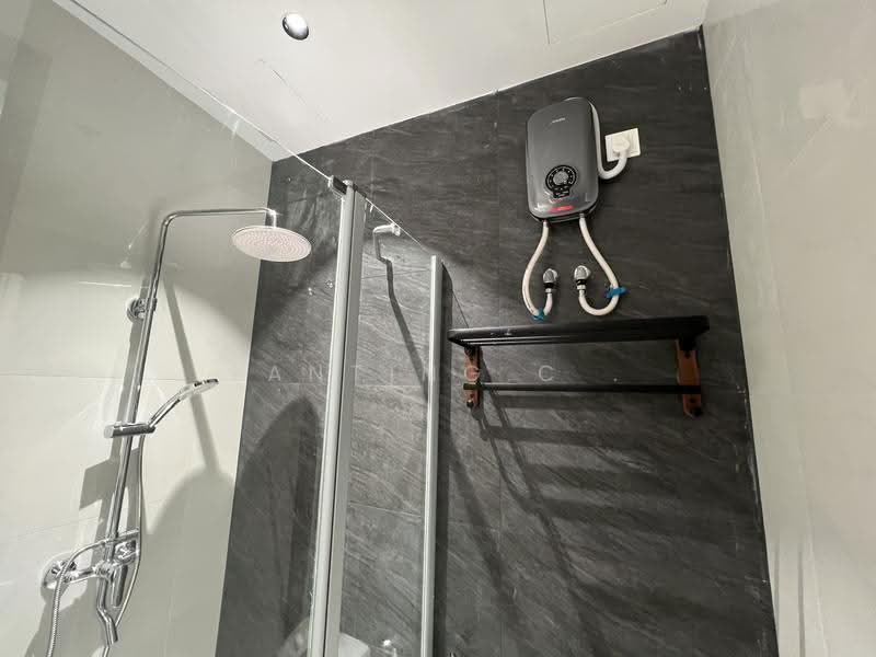 Condominium for Rent at Bay Point @ Country Garden Danga Bay - YANTING.C . - Bathroom - PropertyGuru.com.my