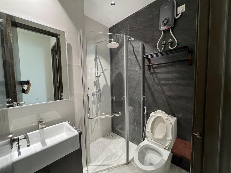 Condominium for Rent at Bay Point @ Country Garden Danga Bay - YANTING.C . - Bathroom - PropertyGuru.com.my