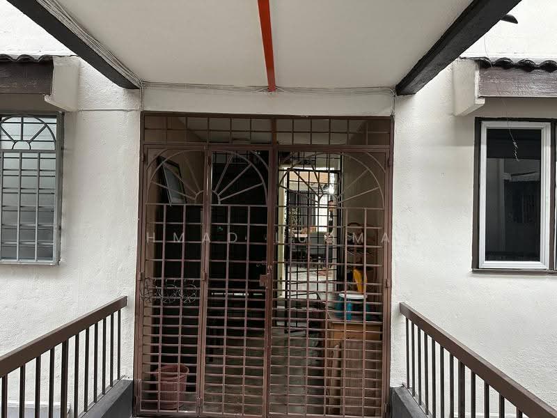 Apartment for Sale at Apartment Okid - Ahmad Luqman - Entrance - PropertyGuru.com.my
