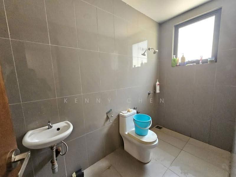 Banglo Pautan untuk Dijual di Residence 33 (Shah Alam) - Kenny Chen - Bathroom - PropertyGuru.com.my