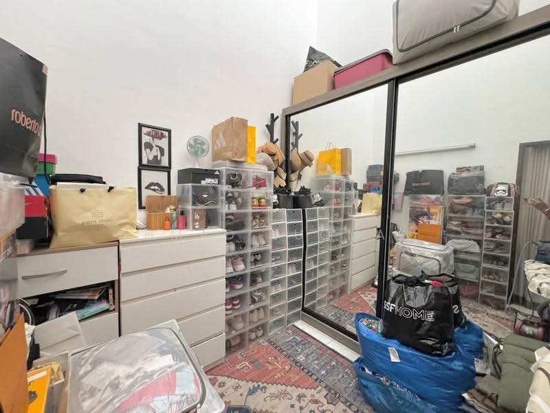 1-storey Terraced House for Sale in Bandar Rinching Seksyen 2 (Semenyih) - Ahmad Luqman - Interior - PropertyGuru.com.my