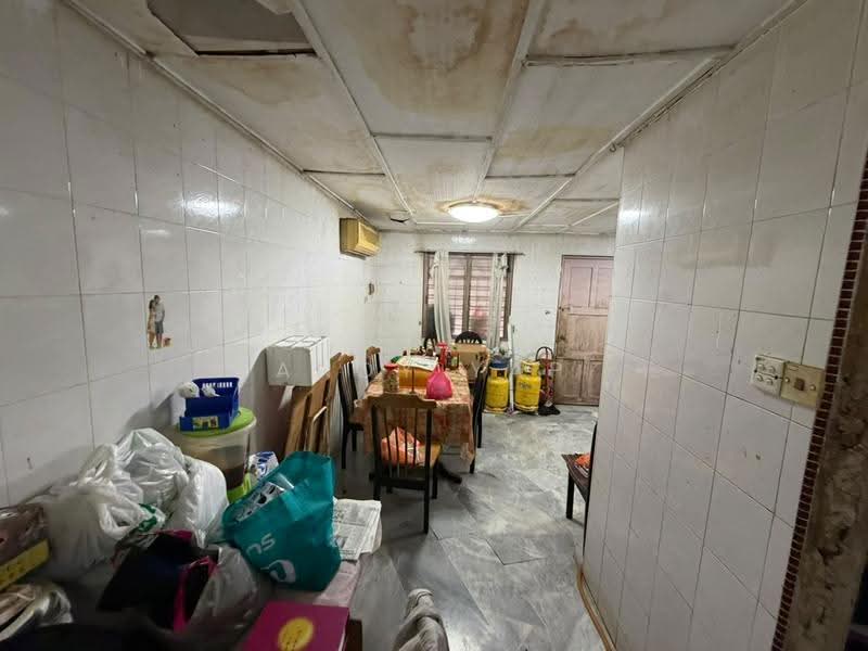 Rumah Teres untuk Dijual di Taman Bersatu (Rawang) - Andy Yap - Dining Room - PropertyGuru.com.my