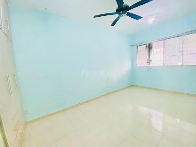 Rumah Teres untuk Dijual di Taman Prima Saujana (Kajang) - Erin Yusof - Bedroom - PropertyGuru.com.my