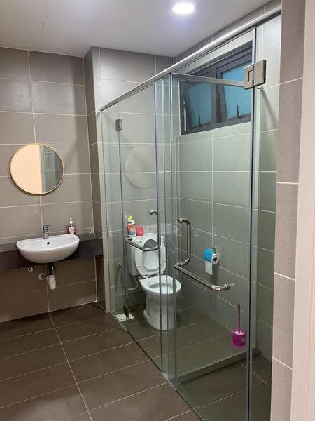 Kediaman Servis untuk Disewa di Pacific Star (Service Residence) - Ally Lee - Bathroom - PropertyGuru.com.my