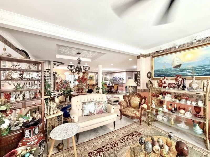 Bungalow House for Sale in Melawati (Selangor) - Erin Yusof - PropertyGuru.com.my