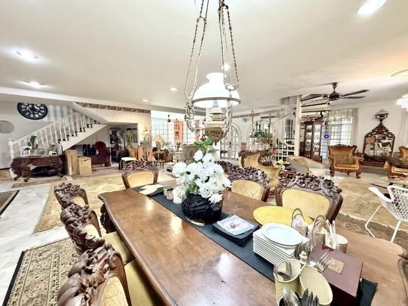 Bungalow House for Sale in Melawati (Selangor) - Erin Yusof - PropertyGuru.com.my
