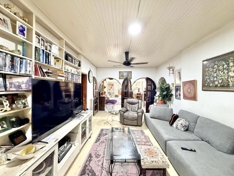 Bungalow House for Sale in Melawati (Selangor) - Erin Yusof - PropertyGuru.com.my