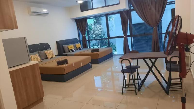 Kediaman Servis untuk Disewa di Pacific Star (Service Residence) - Ally Lee - Living Room - PropertyGuru.com.my
