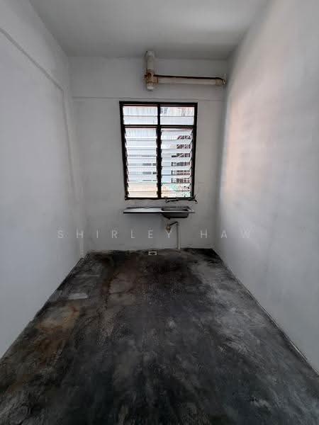 Flat for Sale at Taman Perling - Shirley Haw - PropertyGuru.com.my