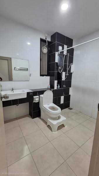 Rumah Teres 2-Tingkat untuk Dijual di Ulu Kelang (Selangor) - Chloe Lo - Bathroom - PropertyGuru.com.my