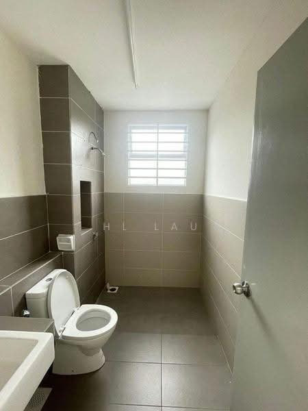 Rumah Teres 2-Tingkat untuk Dijual di Semenyih (Selangor) - HL Lau - Bathroom - PropertyGuru.com.my