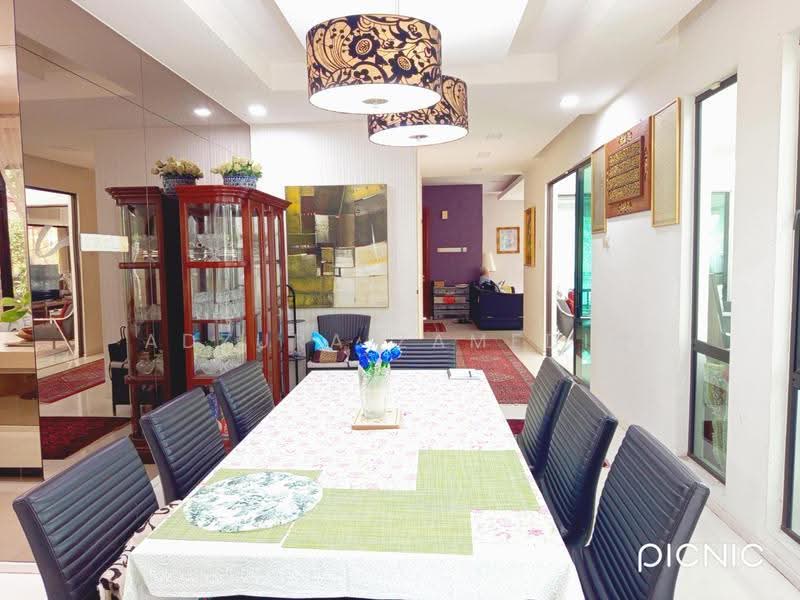 Bungalow House for Sale in Seksyen U9 (Shah Alam) - Adzura Zamedin - Dining Room - PropertyGuru.com.my