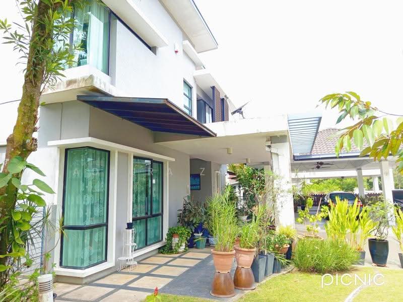 Bungalow House for Sale in Seksyen U9 (Shah Alam) - Adzura Zamedin - Exterior - PropertyGuru.com.my