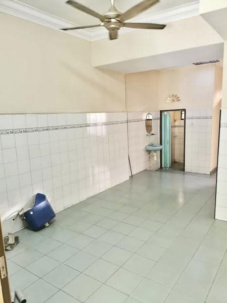 Rumah Teres 2-Tingkat untuk Dijual di Taman Puteri Wangsa (Ulu Tiram) - Zack Chow - Bathroom - PropertyGuru.com.my