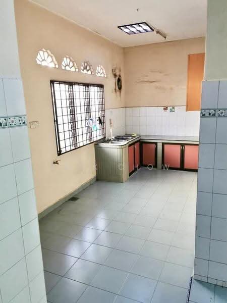 Rumah Teres 2-Tingkat untuk Dijual di Taman Puteri Wangsa (Ulu Tiram) - Zack Chow - Kitchen - PropertyGuru.com.my