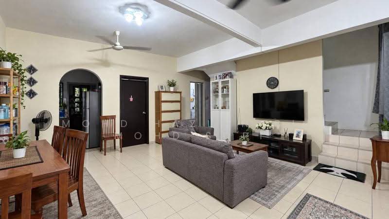 Rumah Teres 2-Tingkat untuk Dijual di Bandar Country Homes (Rawang) - Mohd Hazlan bin Mohd Sopi - PropertyGuru.com.my