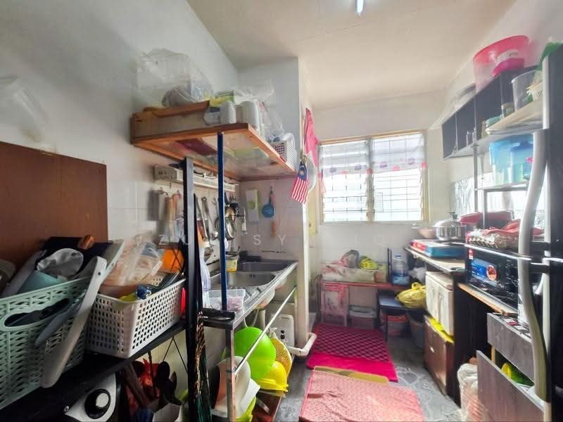 Rumah Flat untuk Dijual di PPR Seri Malaysia - Zul Syafiq - Kitchen - PropertyGuru.com.my
