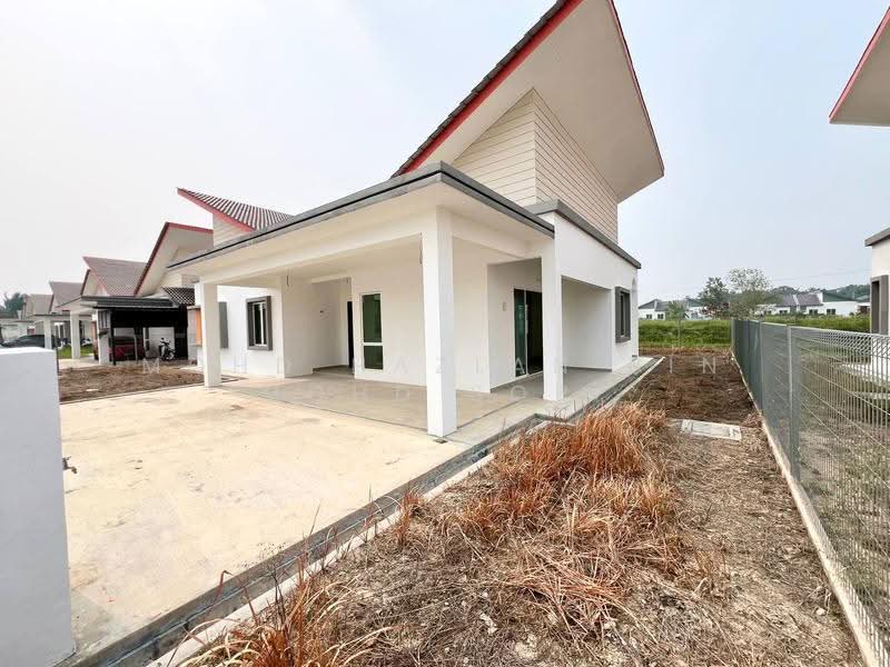 Rumah Banglo untuk Dijual di Bandar Baru Salak Tinggi (Sepang) - Mohd Hazlan bin Mohd Sopi - PropertyGuru.com.my