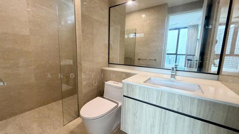 Service Residence for Sale at 10 Stonor - Angelina Wong Yun Hui - Bathroom - PropertyGuru.com.my