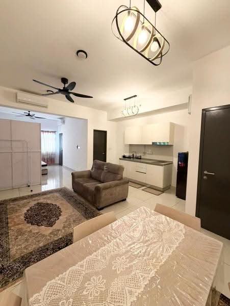 Kediaman Servis untuk Disewa di Yale Suites @ EduSentral - Shue Tan - Living Room - PropertyGuru.com.my