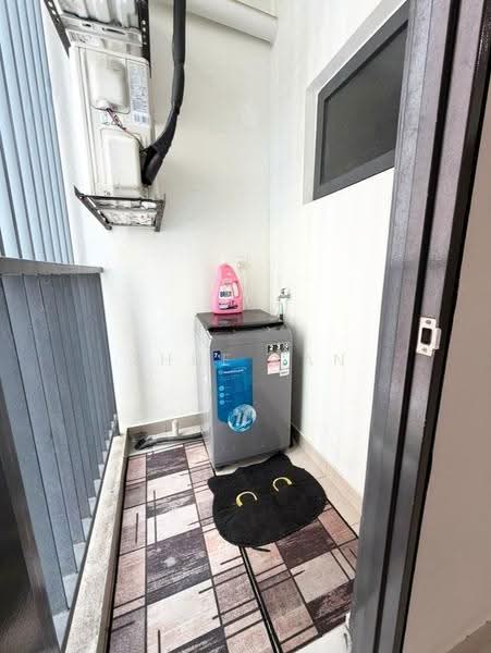 Kediaman Servis untuk Disewa di Yale Suites @ EduSentral - Shue Tan - Balcony - PropertyGuru.com.my
