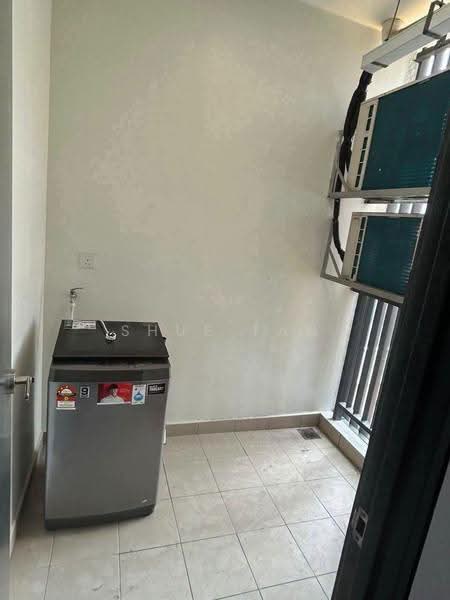 Kediaman Servis untuk Disewa di Princeton Suites @ EduSentral - Shue Tan - Balcony - PropertyGuru.com.my