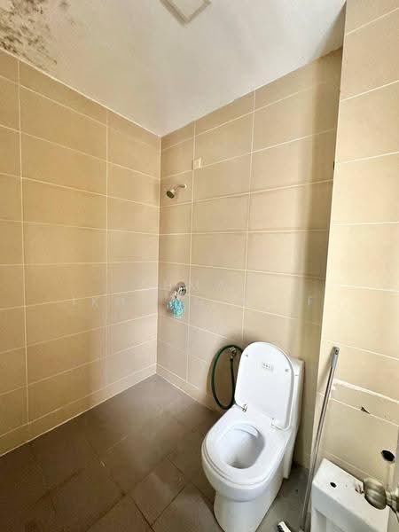 Rumah Teres 2-Tingkat untuk Dijual di Jenjarom (Selangor) - Ahmad Ikhwan Arif - Bathroom - PropertyGuru.com.my