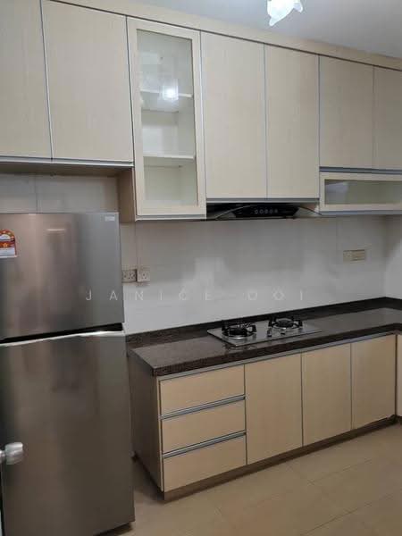 Apartment for Rent at Lavinia Apartments - Janice Ooi - Kitchen - PropertyGuru.com.my