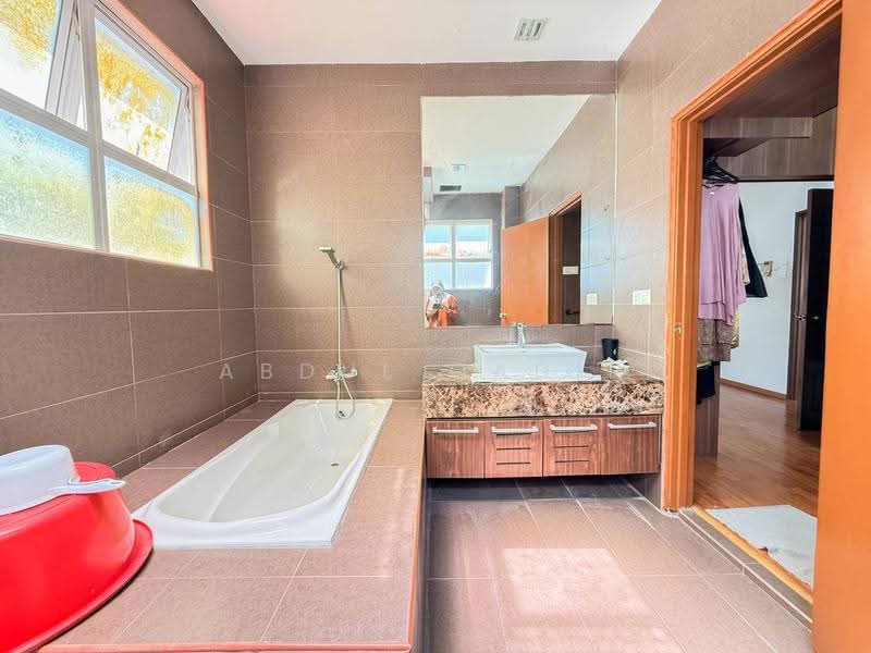 Banglo Lot Kosong untuk Dijual di Bandar Putra Permai (Seri Kembangan) - Abdul Qadir - PropertyGuru.com.my