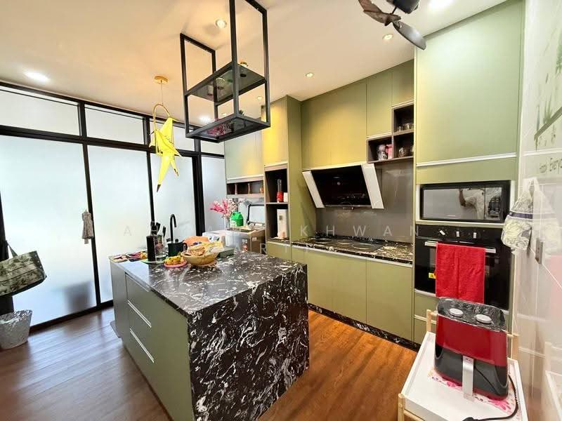 2-storey Terraced House for Sale in Cyberjaya (Selangor) - Ahmad Ikhwan Arif - Kitchen - PropertyGuru.com.my