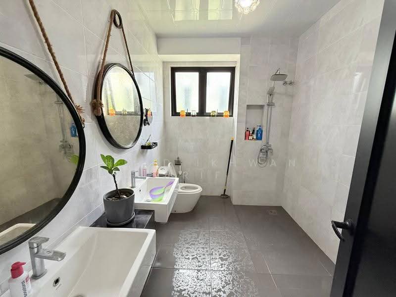 2-storey Terraced House for Sale in Cyberjaya (Selangor) - Ahmad Ikhwan Arif - Bathroom - PropertyGuru.com.my